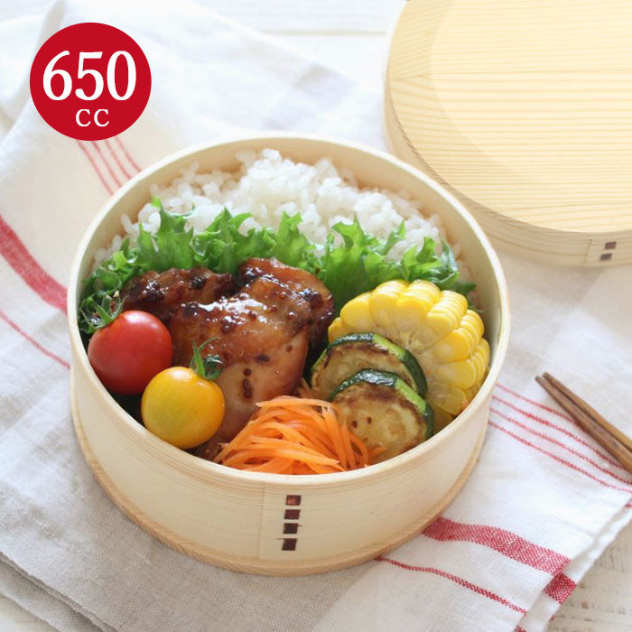 丸型ナチュラル曲げわっぱ弁当箱650ccの盛り付け例